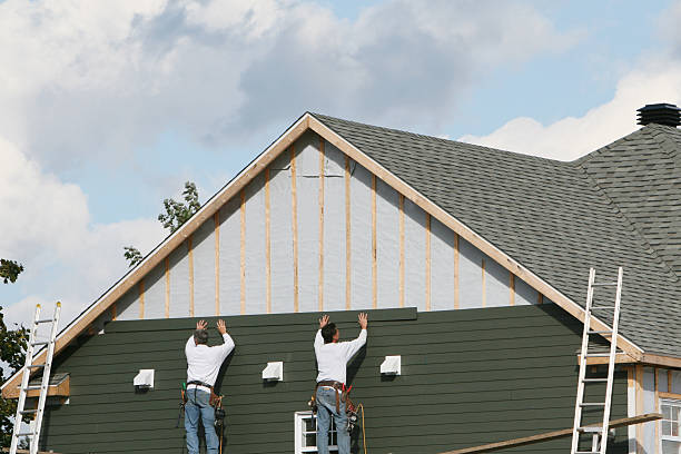 Professional Siding Contractor technician working in Pamplin, VA